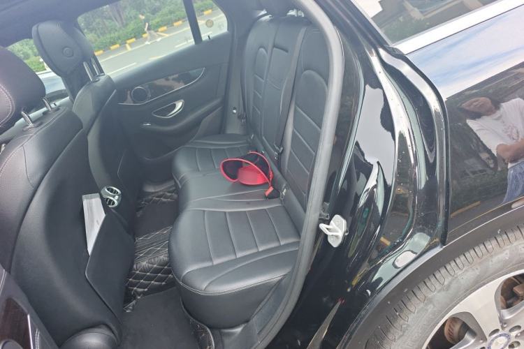 Used Mercedes-Benz GLC 2016 GLC 260 4MATIC Luxury Model Left Rear Seat