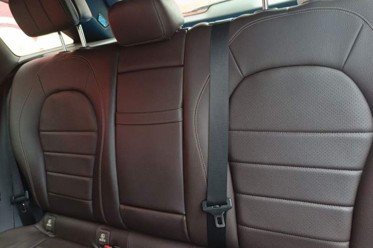 Used Mercedes-Benz GLC 2016 GLC 260 4MATIC Dynamic Edition Left Rear Seat