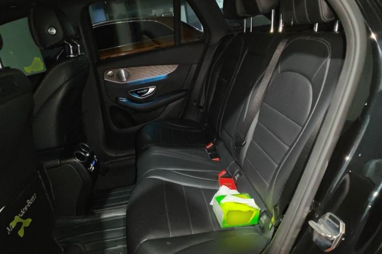 Used Mercedes-Benz GLC 2016 GLC 300 4MATIC Dynamic Model Left Rear Seat