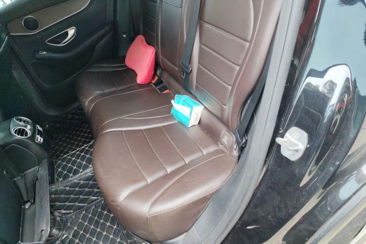 Used Mercedes-Benz GLC 2016 GLC 300 4MATIC Dynamic Model Left Rear Seat
