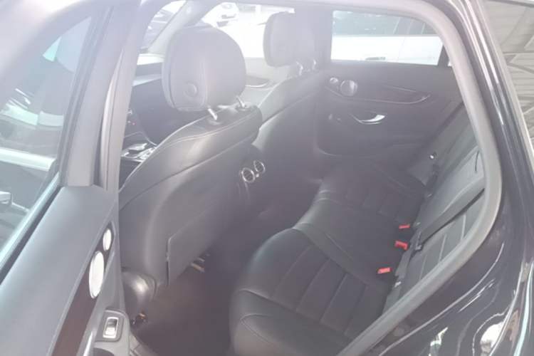 Used Mercedes-Benz GLC 2016 GLC 260 4MATIC Luxury Model Left Rear Seat