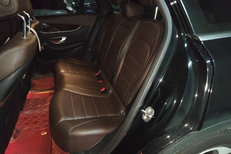 Used Mercedes-Benz GLC 2016 GLC 260 4MATIC Luxury Model Left Rear Seat