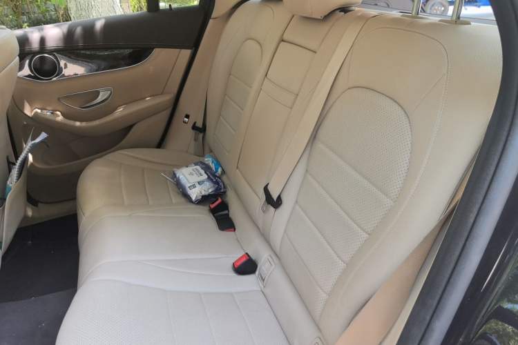 Used Mercedes-Benz GLC 2016 GLC 260 4MATIC Dynamic Edition Left Rear Seat
