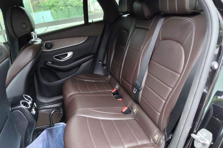 Used Mercedes-Benz GLC 2016 GLC 300 4MATIC Dynamic Model Left Rear Seat