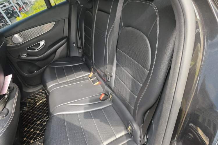 Used Mercedes-Benz GLC 2016 GLC 260 4MATIC Dynamic Edition Left Rear Seat