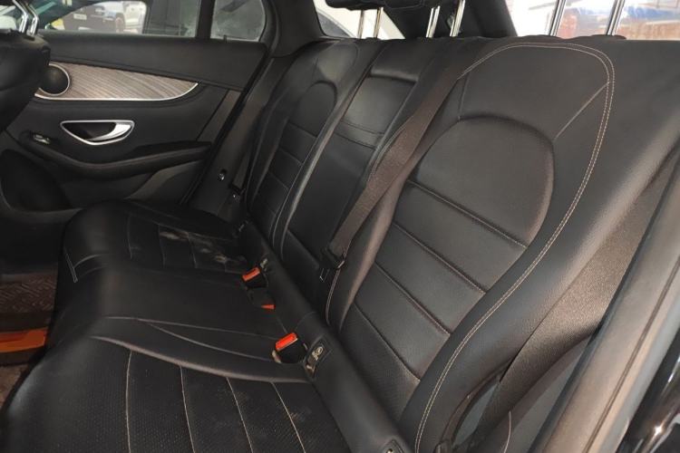 Used Mercedes-Benz GLC 2016 GLC 300 4MATIC Dynamic Model Left Rear Seat