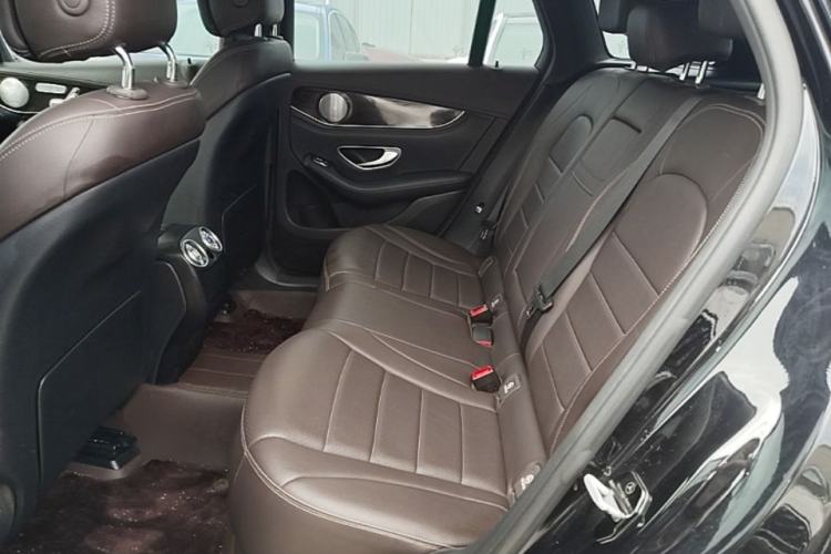 Used Mercedes-Benz GLC 2016 GLC 260 4MATIC Luxury Model Left Rear Seat