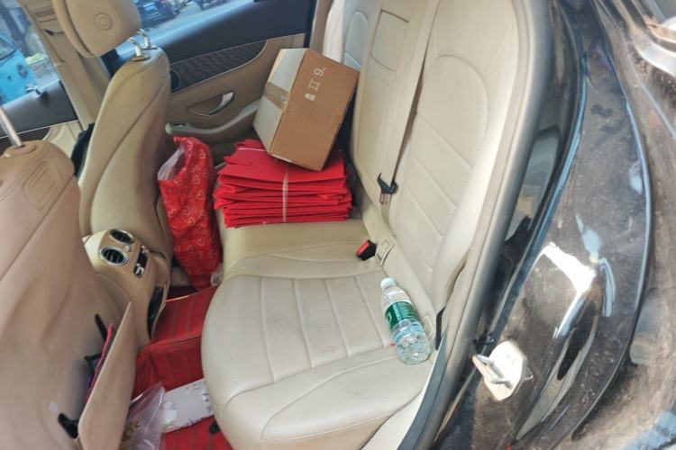 Used Mercedes-Benz GLC 2016 GLC 300 4MATIC Dynamic Model Left Rear Seat
