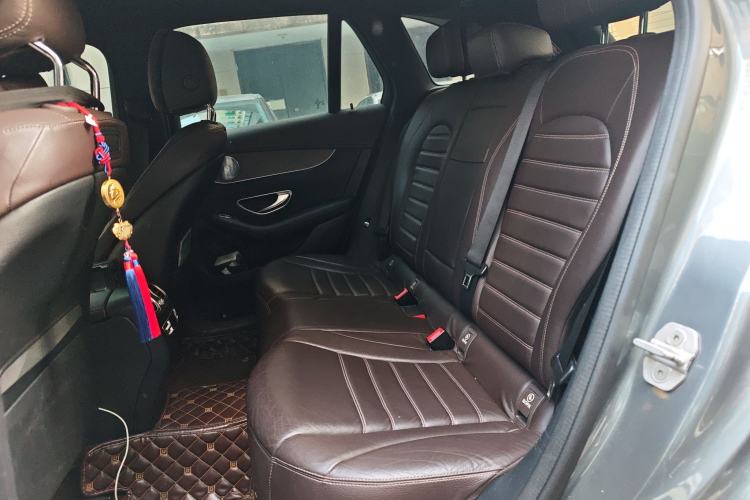 Used Mercedes-Benz GLC 2016 GLC 300 4MATIC Luxury Model Left Rear Seat