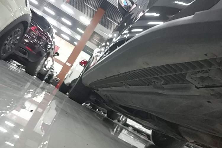 Used Mercedes-Benz GLC 2016 GLC 200 4MATIC Left Side Sill