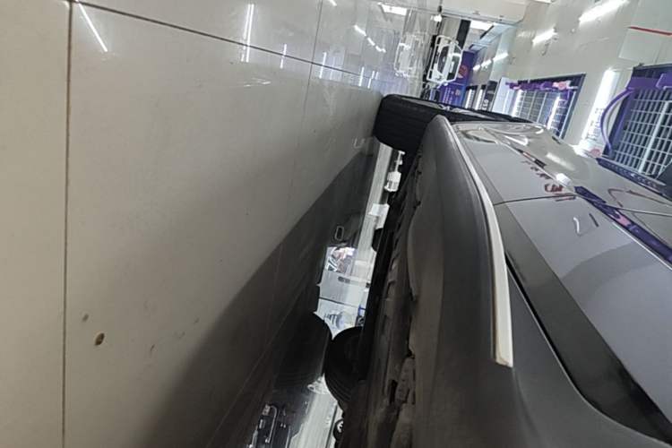Used Mercedes-Benz GLC 2016 GLC 260 4MATIC Dynamic Edition Left Side Sill