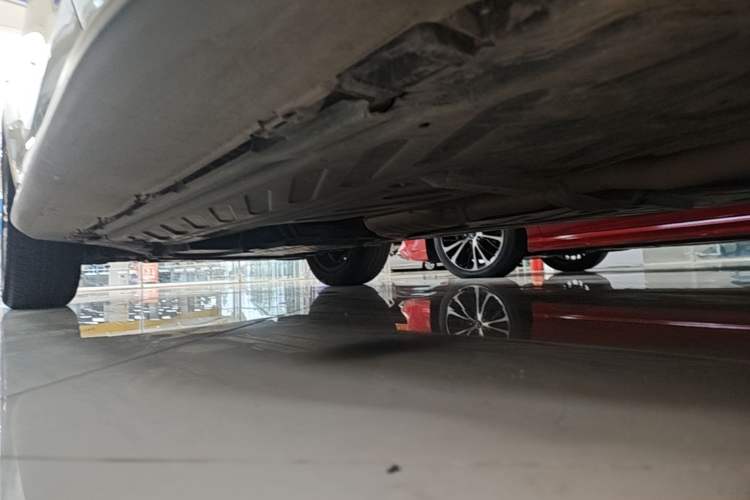 Used Mercedes-Benz GLC 2016 GLC 200 4MATIC Left Side Sill