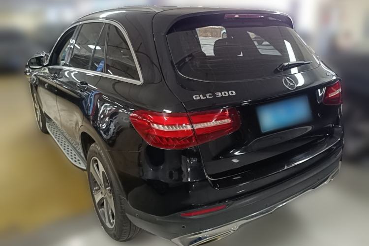 Used Mercedes-Benz GLC 2016 GLC 300 4MATIC Dynamic Model Rear Left 45 Deg