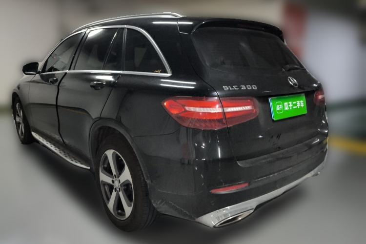 Used Mercedes-Benz GLC 2016 GLC 300 4MATIC Dynamic Model Rear Left 45 Deg