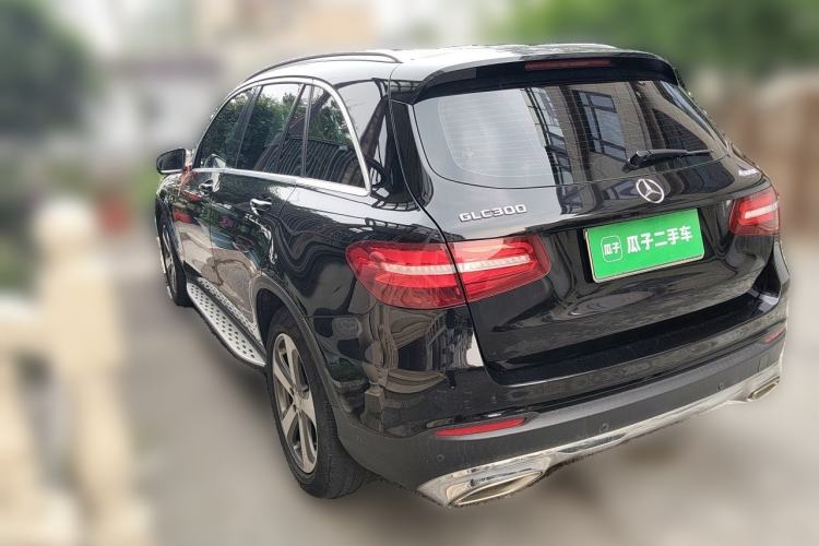 Used Mercedes-Benz GLC 2016 GLC 260 4MATIC Luxury Model Rear Left 45 Deg