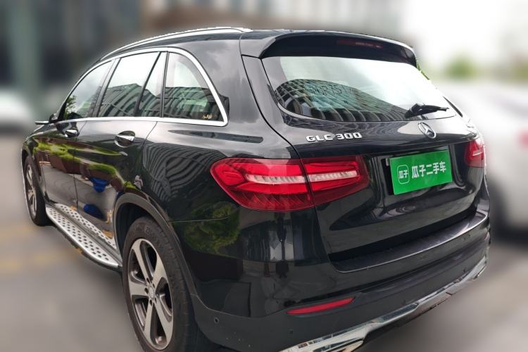 Used Mercedes-Benz GLC 2016 GLC 300 4MATIC Dynamic Model Rear Left 45 Deg
