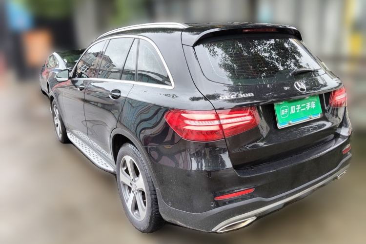 Used Mercedes-Benz GLC 2016 GLC 300 4MATIC Dynamic Model Rear Left 45 Deg