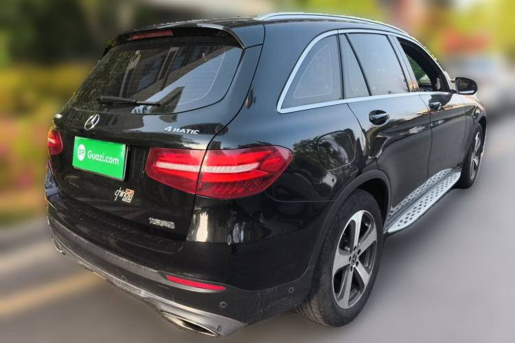 Used Mercedes-Benz GLC 2016 GLC 300 4MATIC Dynamic Model Rear Right 45 Deg