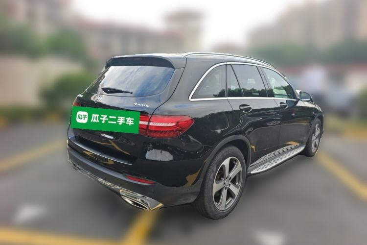Used Mercedes-Benz GLC 2016 GLC 260 4MATIC Luxury Model Rear Right 45 Deg