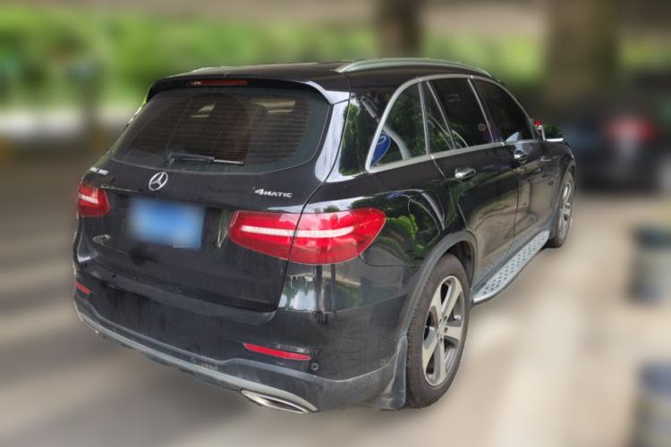 Used Mercedes-Benz GLC 2016 GLC 300 4MATIC Dynamic Model Rear Right 45 Deg