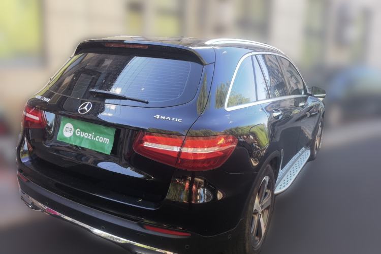 Used Mercedes-Benz GLC 2016 GLC 260 4MATIC Luxury Model Rear Right 45 Deg