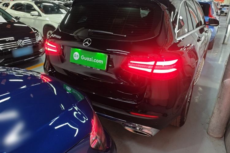 Used Mercedes-Benz GLC 2016 GLC 260 4MATIC Dynamic Edition Rear Right 45 Deg