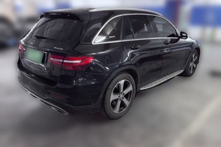 Used Mercedes-Benz GLC 2016 GLC 260 4MATIC Luxury Model Rear Right 45 Deg