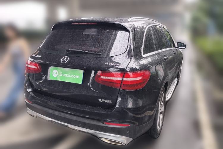 Used Mercedes-Benz GLC 2016 GLC 260 4MATIC Luxury Model Rear Right 45 Deg