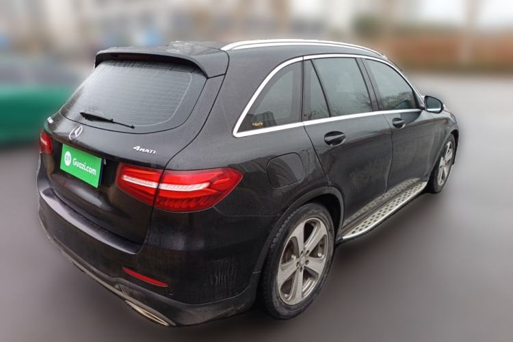 Used Mercedes-Benz GLC 2016 GLC 300 4MATIC Dynamic Model Rear Right 45 Deg