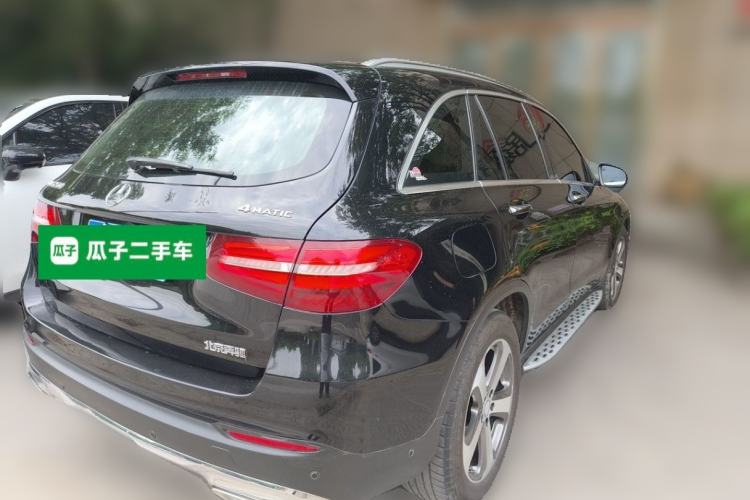 Used Mercedes-Benz GLC 2016 GLC 260 4MATIC Luxury Model Rear Right 45 Deg