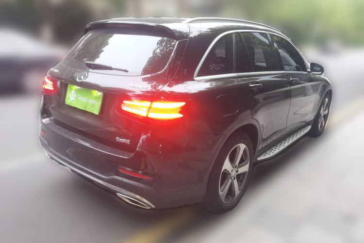 Used Mercedes-Benz GLC 2016 GLC 300 4MATIC Luxury Model Rear Right 45 Deg