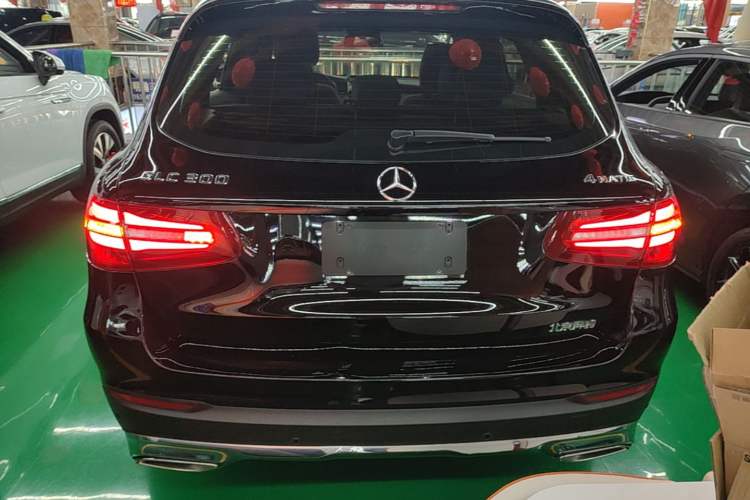 Used Mercedes-Benz GLC 2016 GLC 300 4MATIC Dynamic Model Rear