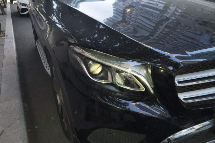 Used Mercedes-Benz GLC 2016 GLC 260 4MATIC Dynamic Edition Right Front Headlight