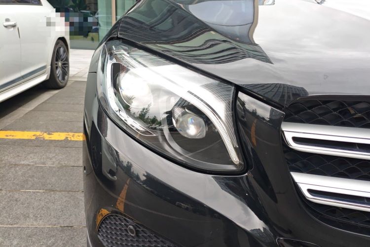 Used Mercedes-Benz GLC 2016 GLC 300 4MATIC Dynamic Model Right Front Headlight