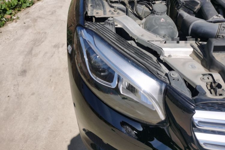 Used Mercedes-Benz GLC 2016 GLC 260 4MATIC Luxury Model Right Front Headlight