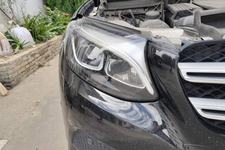 Used Mercedes-Benz GLC 2016 GLC 260 4MATIC Dynamic Edition Right Front Headlight