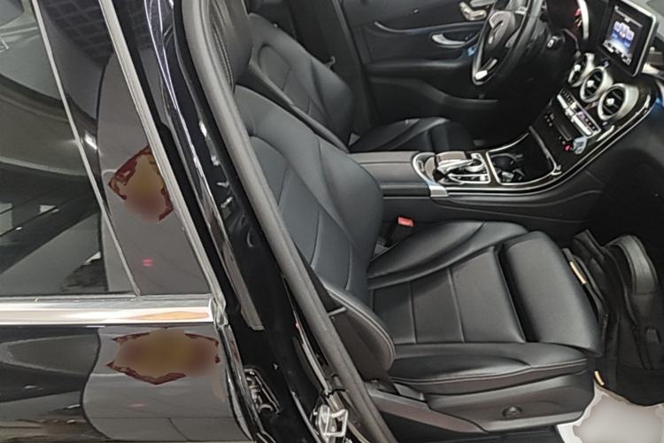 Used Mercedes-Benz GLC 2016 GLC 260 4MATIC Dynamic Edition Right Front Seat