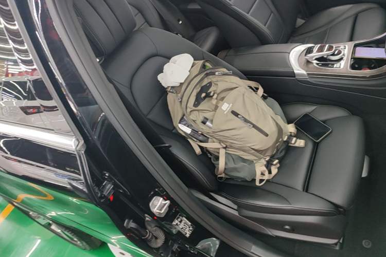 Used Mercedes-Benz GLC 2016 GLC 300 4MATIC Dynamic Model Right Front Seat