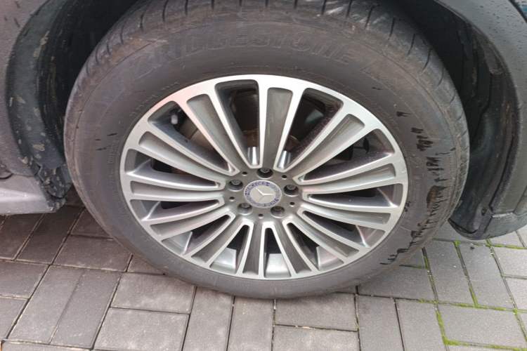 Used Mercedes-Benz GLC 2016 GLC 260 4MATIC Dynamic Edition Right Front Wheel Hub