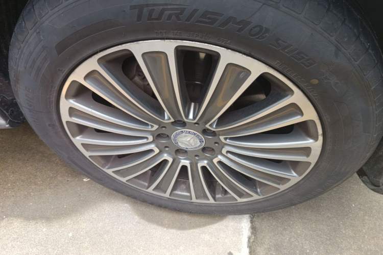 Used Mercedes-Benz GLC 2016 GLC 200 4MATIC Right Front Wheel Hub