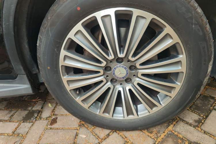 Used Mercedes-Benz GLC 2016 GLC 200 4MATIC Right Front Wheel Hub