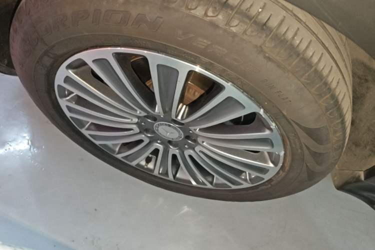 Used Mercedes-Benz GLC 2016 GLC 260 4MATIC Dynamic Edition Right Rear Wheel Hub