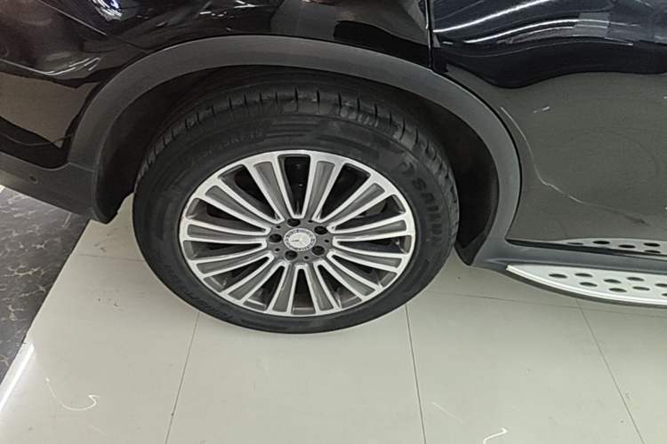 Used Mercedes-Benz GLC 2016 GLC 260 4MATIC Dynamic Edition Right Rear Wheel Hub