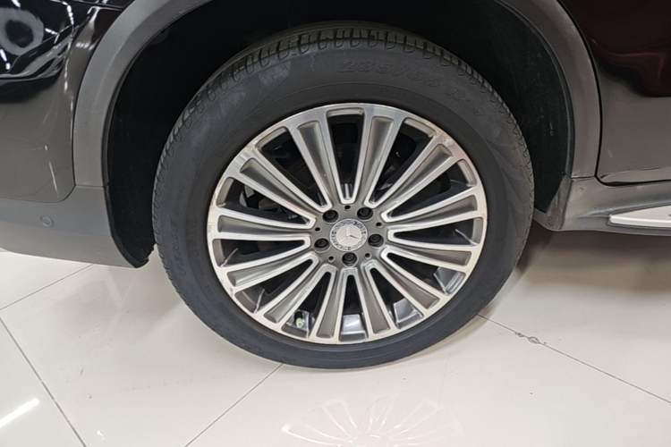 Used Mercedes-Benz GLC 2016 GLC 200 4MATIC Right Rear Wheel Hub