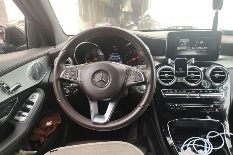 Used Mercedes-Benz GLC 2016 GLC 200 4MATIC Steering Wheel