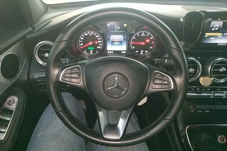 Used Mercedes-Benz GLC 2016 GLC 200 4MATIC Steering Wheel