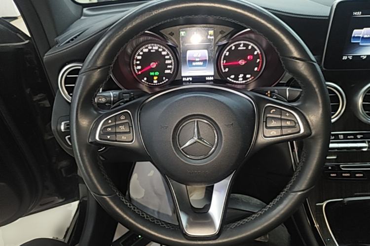 Used Mercedes-Benz GLC 2016 GLC 260 4MATIC Dynamic Edition Steering Wheel