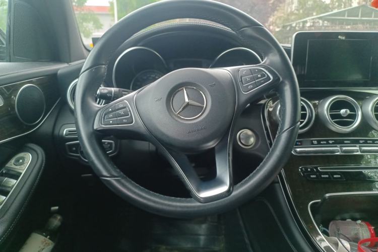 Used Mercedes-Benz GLC 2016 GLC 260 4MATIC Dynamic Edition Steering Wheel