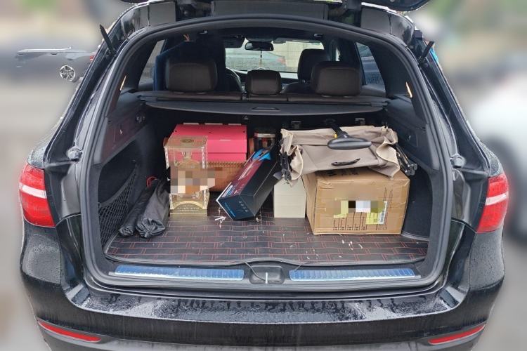Used Mercedes-Benz GLC 2016 GLC 300 4MATIC Dynamic Model Trunk