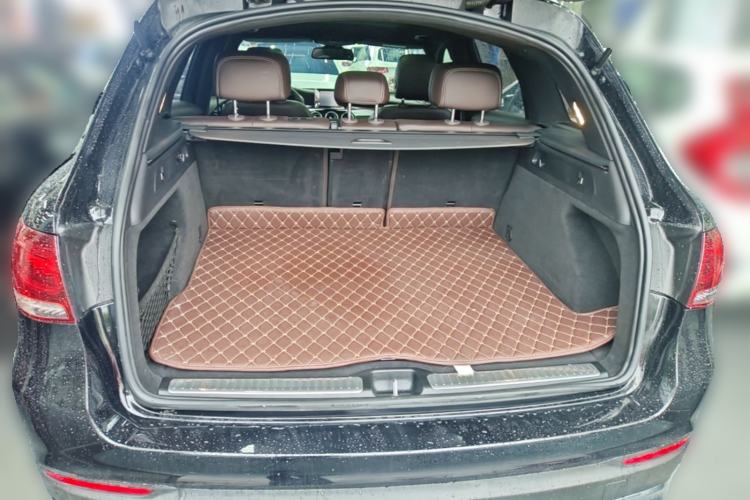 Used Mercedes-Benz GLC 2016 GLC 260 4MATIC Dynamic Edition Trunk